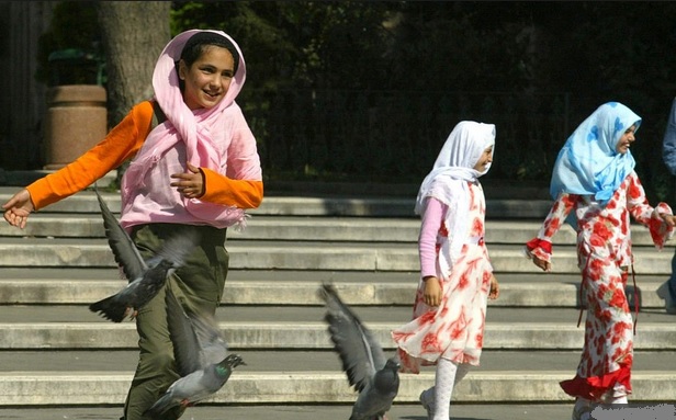 Anggota Parlemen Austria Setujui Larangan Jilbab di Sekolah Dasar